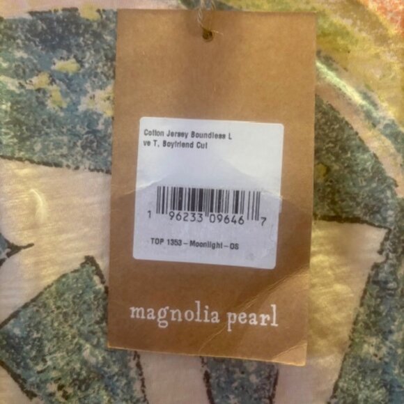 Magnolia Pearl Boundless Love T, Boyfriend Cut - Picture 4 of 6
